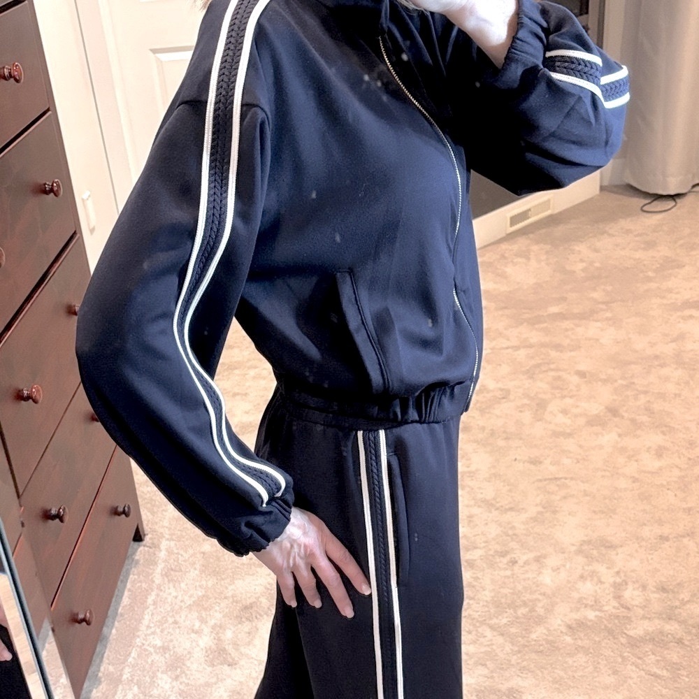 ElieTahari‎ Track Suit black & White Striped - Picture 2 of 8